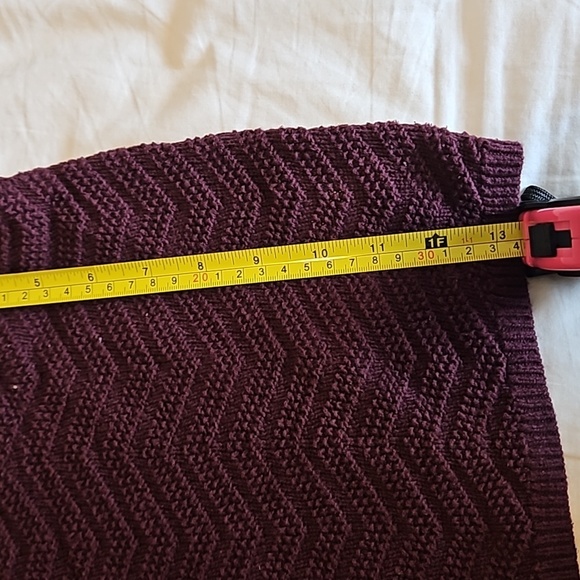 🩴Kendall & Kylie Burgundy Croped Tank Top Size M - Picture 4 of 6